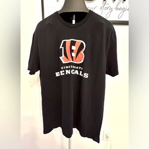 NWOT Joe Burrow Cincinnati Bengals Playmaker T-Shirt - Black Size Large